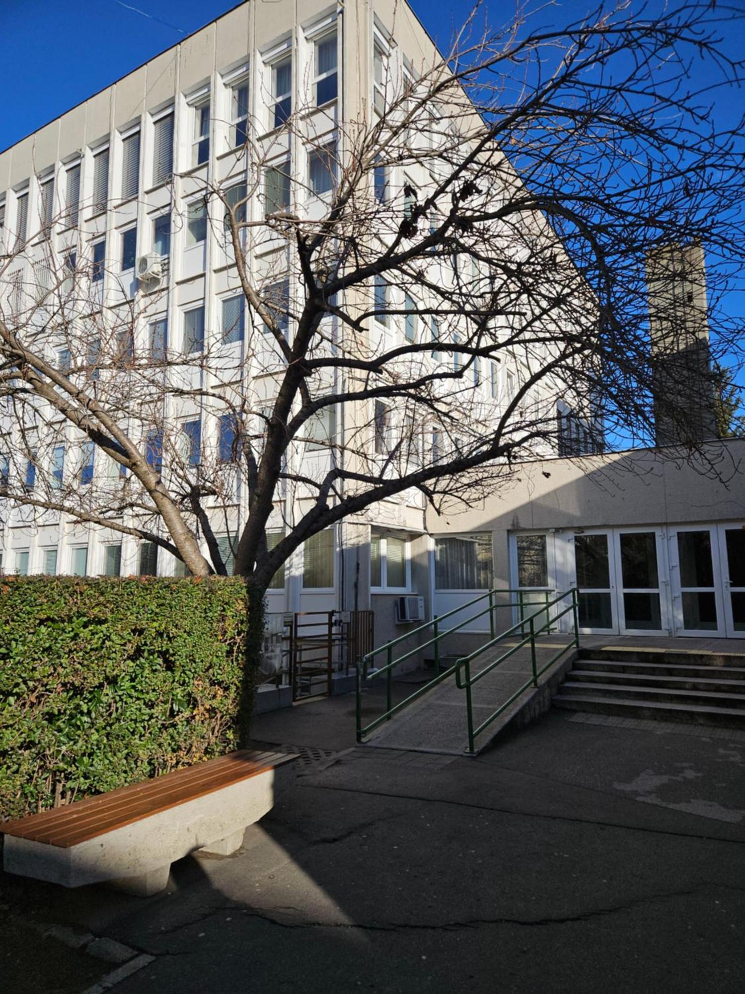 Hellowine Apartman Eger Buitenkant foto